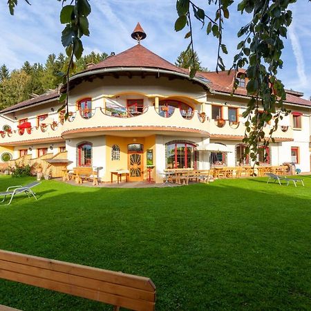 Готель Biolandhaus Arche Eberstein Екстер'єр фото