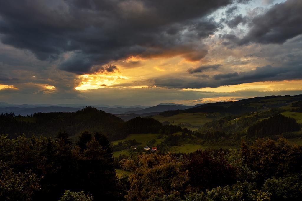 Готель Biolandhaus Arche Eberstein Екстер'єр фото