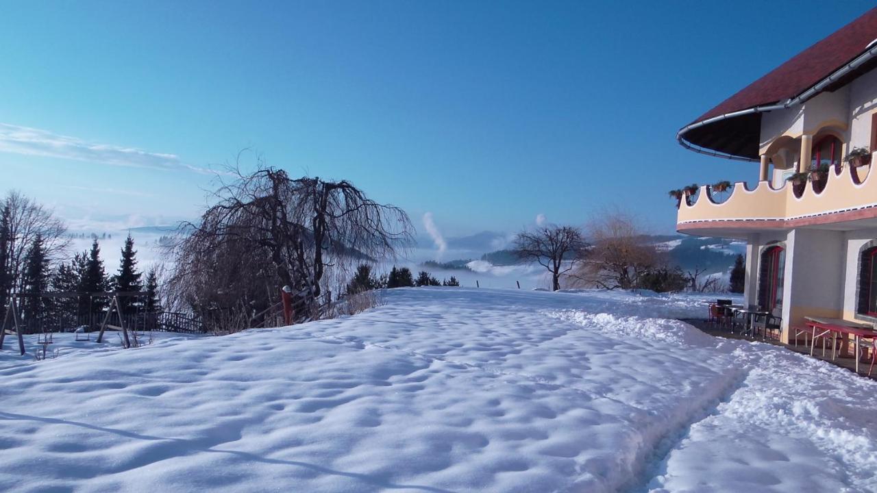 Готель Biolandhaus Arche Eberstein Екстер'єр фото